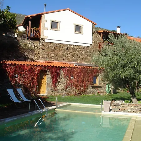 Gospodarstwo wiejskie Bairro Do Casal - Turismo D'aldeia *