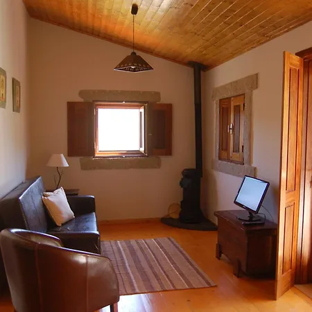 Gospodarstwo wiejskie Bairro Do Casal - Turismo D'aldeia