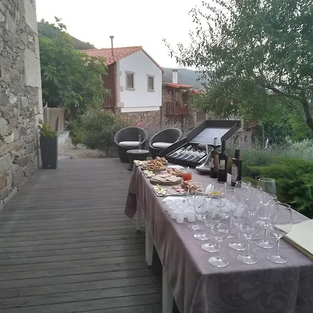 Gospodarstwo wiejskie Bairro Do Casal - Turismo D'aldeia Vila Nova de Foz Côa